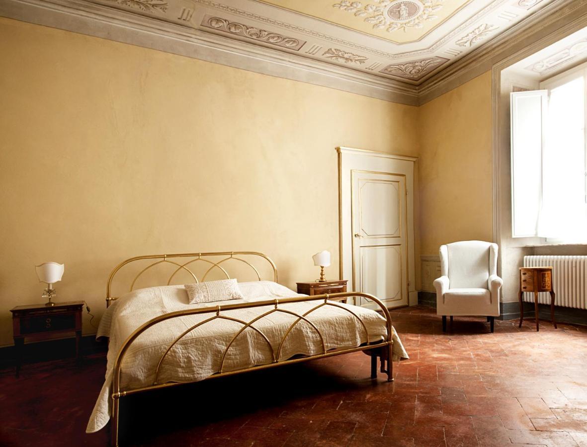 Almadelena Guest House Piza Pokój zdjęcie